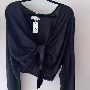 100% black linen top
